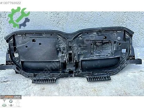 BMW X3 Ön Panjur TB02392 çıkma parça