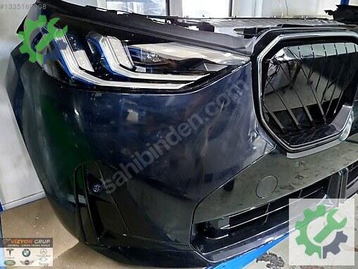 BMW X3 Ön Panjur çıkma parça