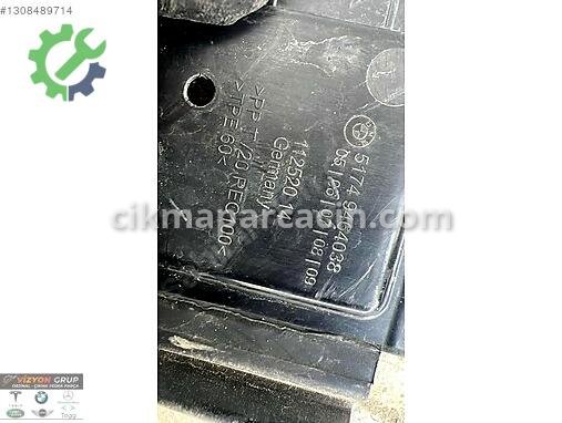 BMW i7 Radyatör 9464038 çıkma parça