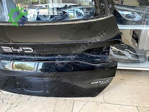 BYD Seal U DM-i Bagaj Kapağı çıkma parça