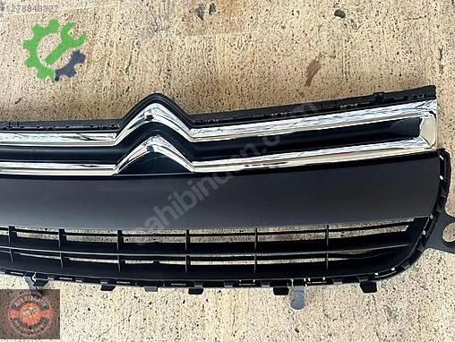 Citroen Berlingo Ön Panjur çıkma parça