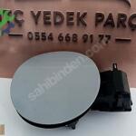 CLİO 5 DEPO KAPAĞI KİLİDİ ÜSTÜNDE ORJİNAL
