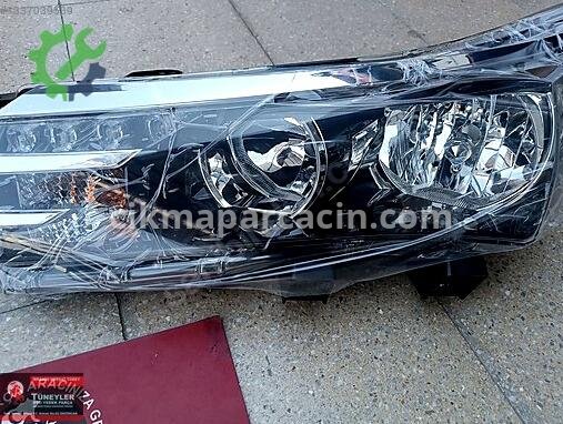 Toyota Corolla Far çıkma parça