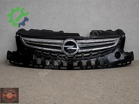 Opel Corsa Ön Panjur 1400870 çıkma parça