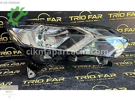 Dacia Sandero Stepway Sağ Ön Far çıkma parça