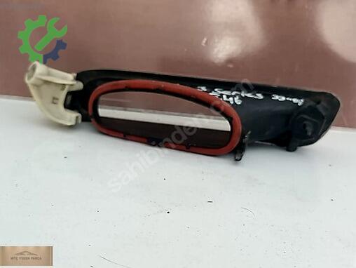 BMW 3 Serisi Sağ Sis Farı çıkma parça