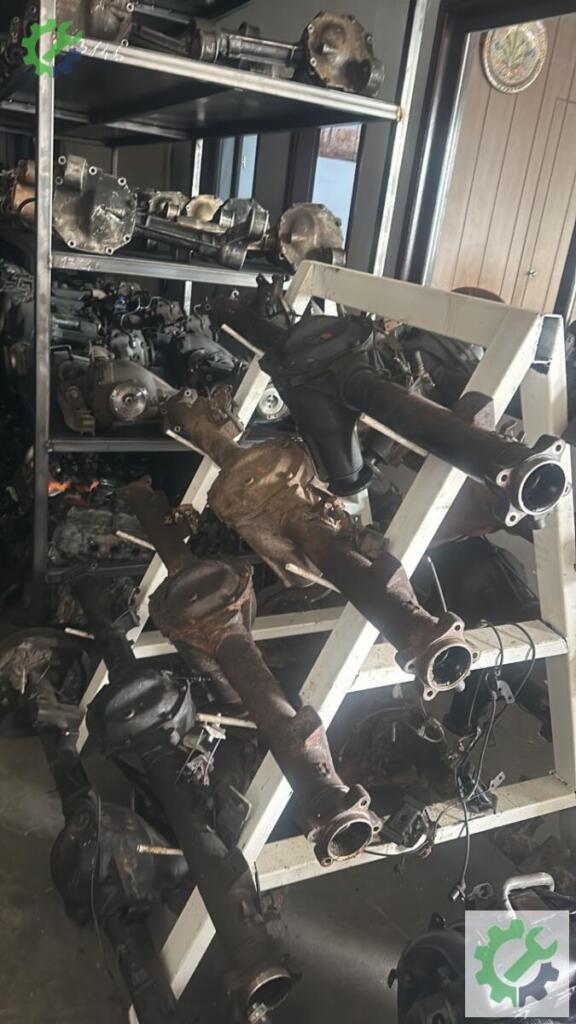 Nissan Skystar Arka Defransiyel çıkma parça