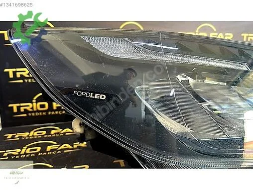 Ford Connect Sağ Ön Far çıkma parça