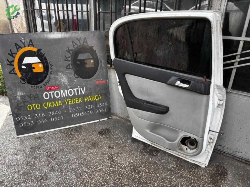 Opel Astra Sol Arka Kapı çıkma parça
