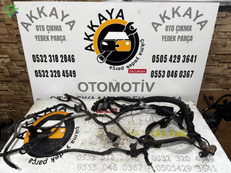 Nissan Skystar Motor Tesisatı çıkma parça