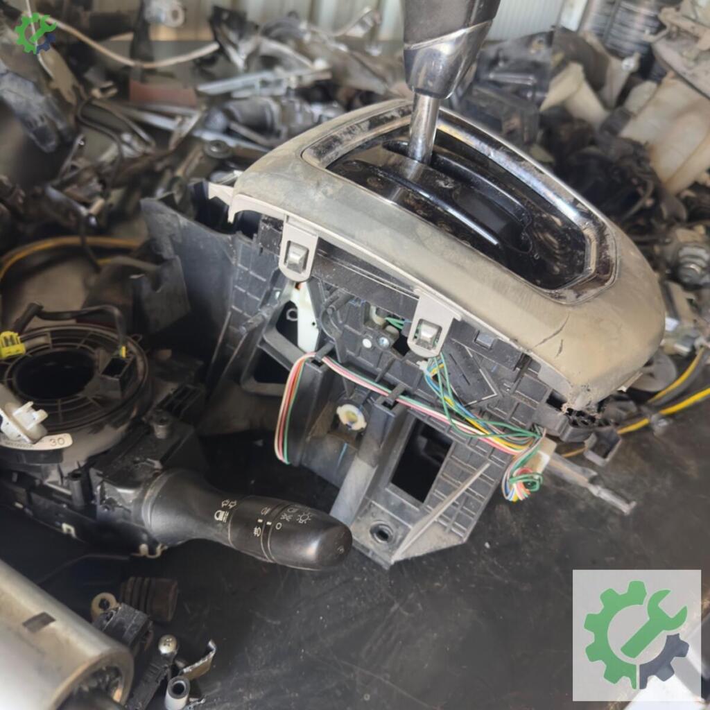 Nissan Qashqai Vites Mekanizması 34901-4EA0A çıkma parça