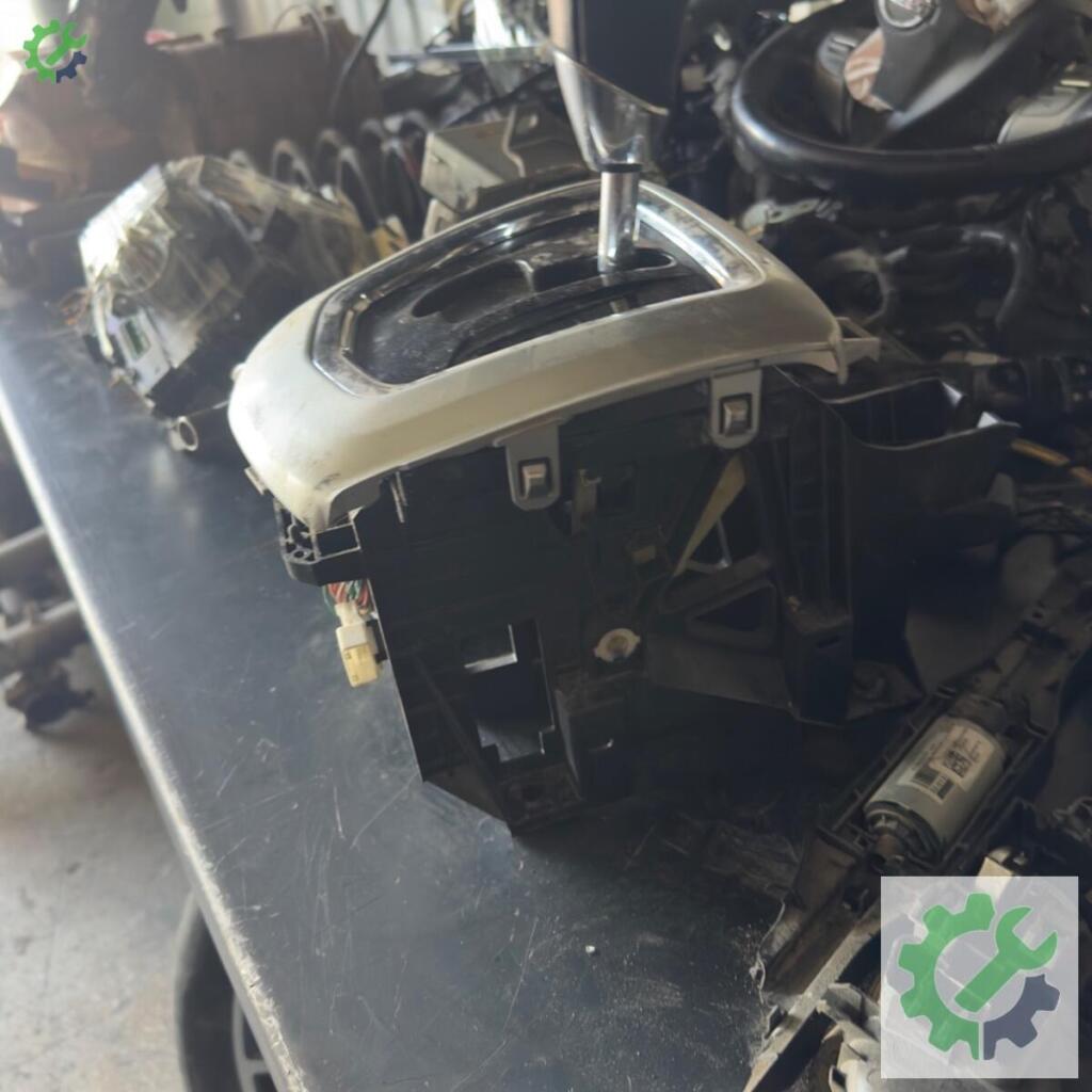 Nissan Qashqai Vites Mekanizması 34901-4EA0A çıkma parça