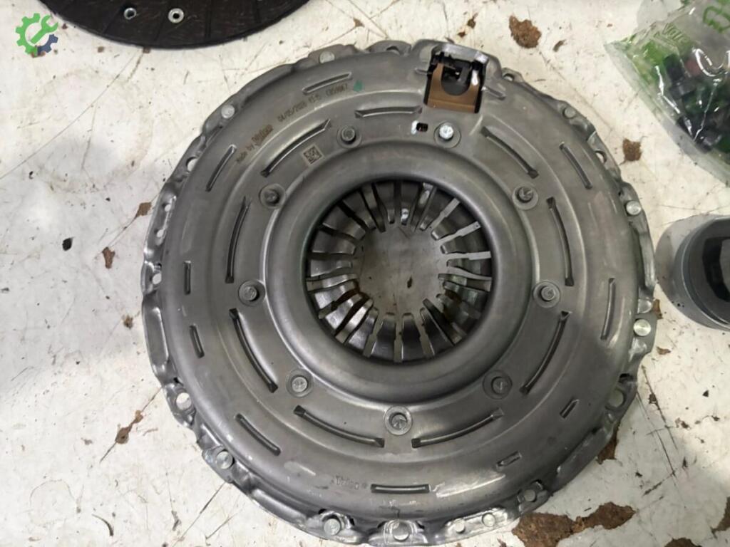 Peugeot 308 Debriyaj 837081 çıkma parça