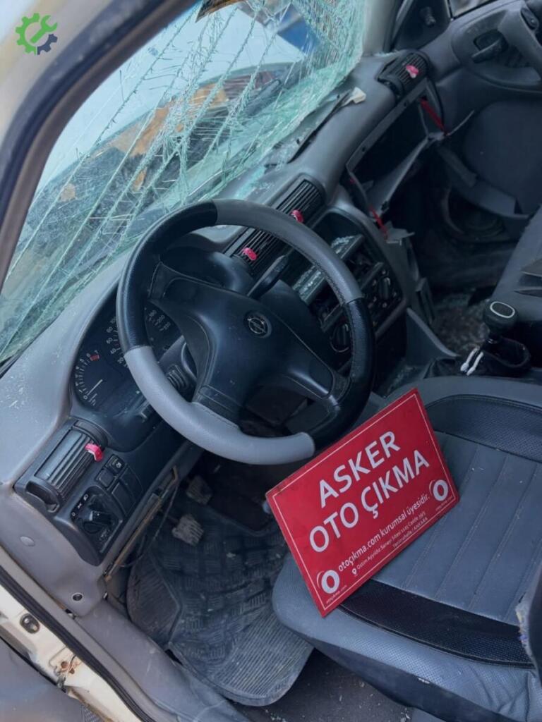 Opel Astra Km Saati çıkma parça