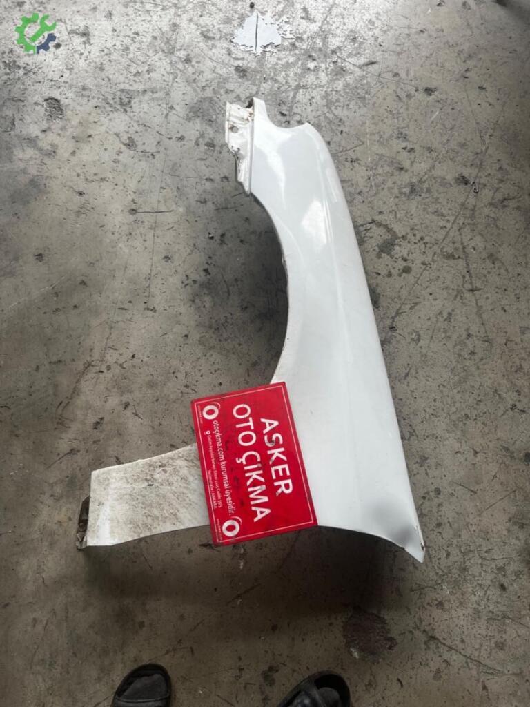 Opel Astra Sol Ön Çamurluk çıkma parça