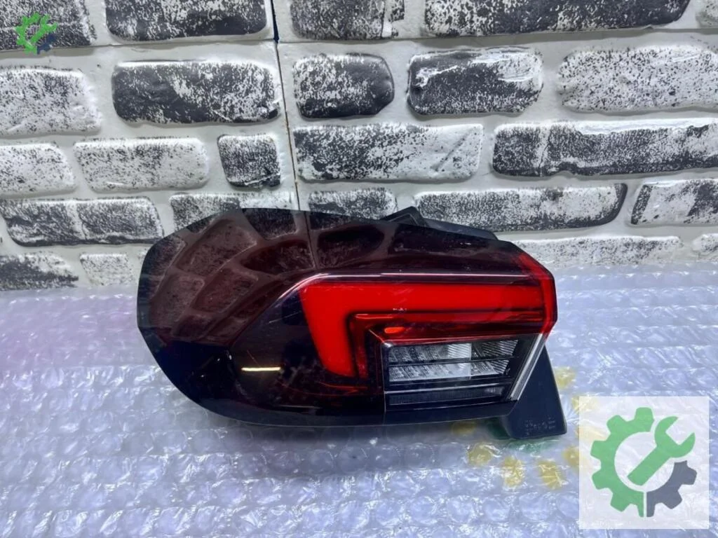 Opel Corsa Stop 9829 317980 çıkma parça