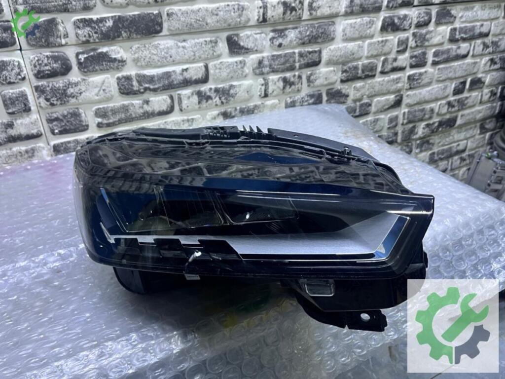 Peugeot 3008 LED Far 98 640 682 80 çıkma parça
