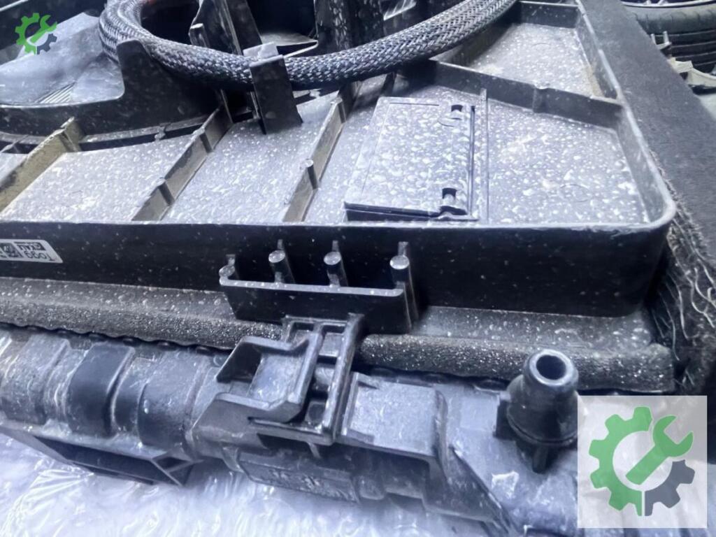 Togg T10X Radyatör çıkma parça