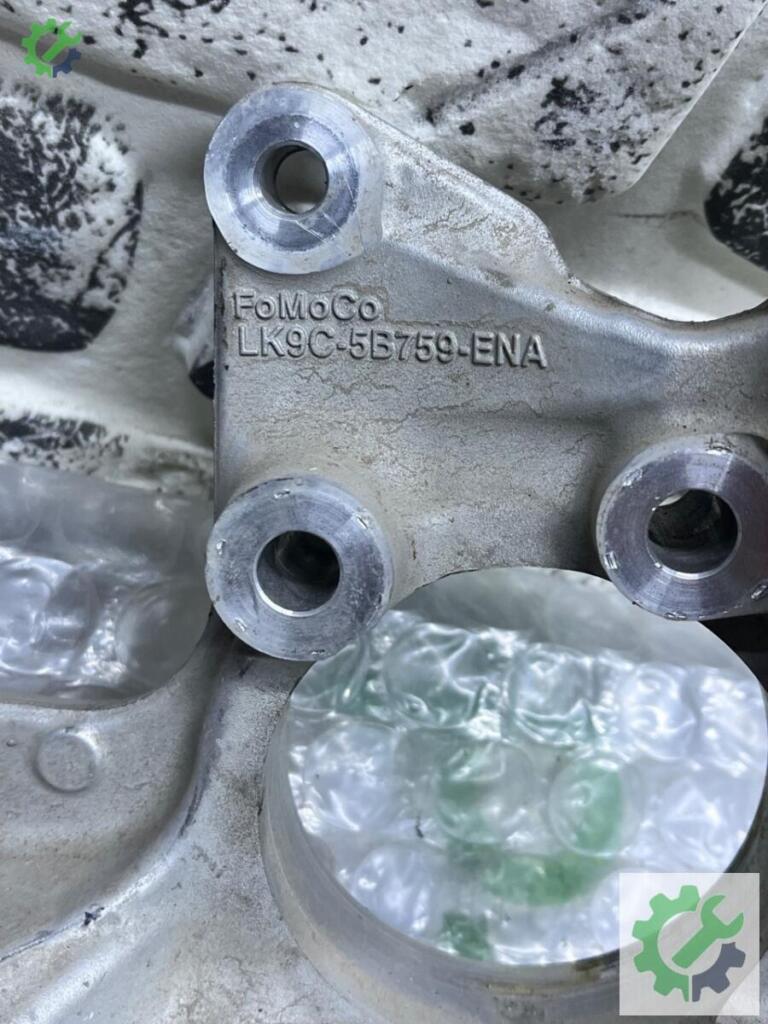 Ford Mustang Taşıyıcı LK9C-5B758-ENA çıkma parça