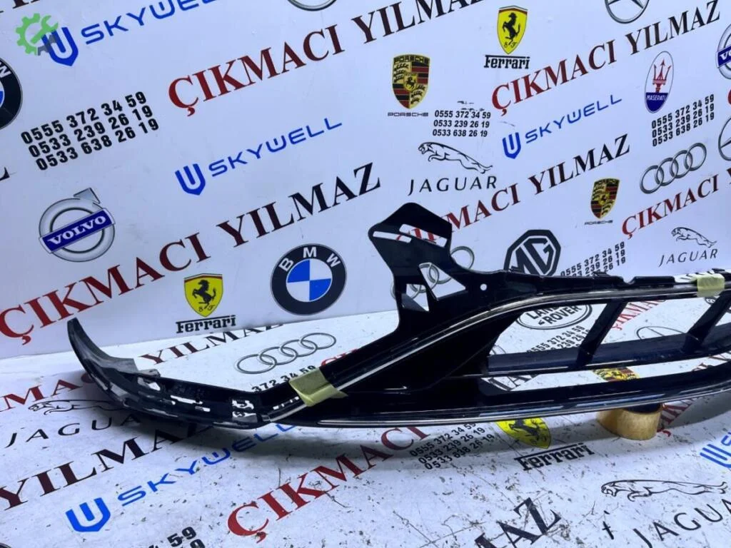 Mercedes-Benz EQS A297 885 20 02 çıkma parça