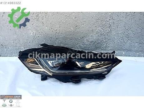 Jaguar XE Sağ Ön Far çıkma parça