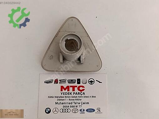 Renault Kangoo Çamurluk 3202000478 çıkma parça