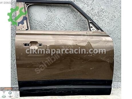 Land Rover Defender Sağ Ön Kapı çıkma parça