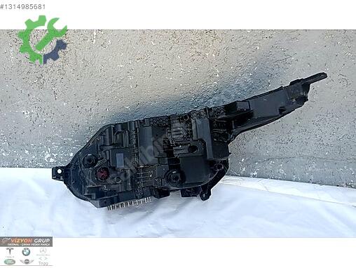 Land Rover Range Rover Sağ Ön Far N8A2-13W029-EC çıkma parça