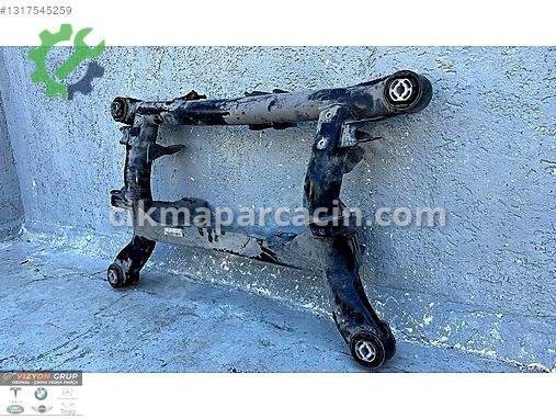 Maserati Grecale Arka Travers çıkma parça