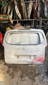 MERCEDES VİTO W447 ARKA BAGAJ KAPAĞI