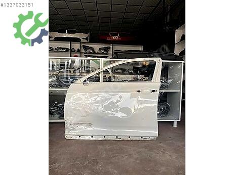 Volkswagen Passat Sol Ön Kapı çıkma parça