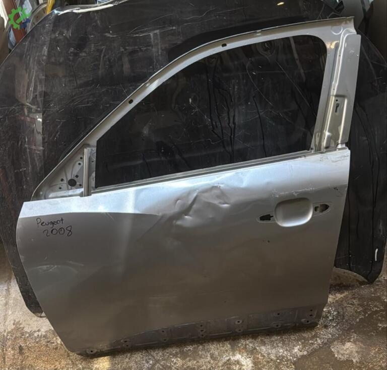 Peugeot 2008 Sol Ön Kapı çıkma parça