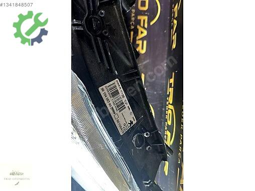 Peugeot 2008 Sol Ön Far 9815405780 çıkma parça