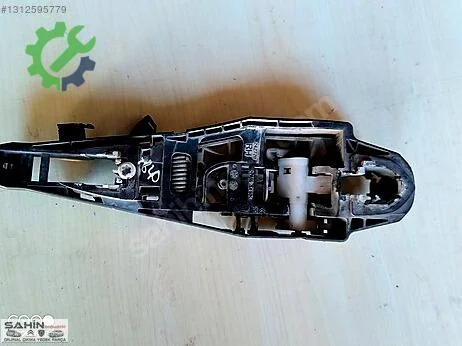 Peugeot 301 Sağ Ön Kapı 9807652980 çıkma parça