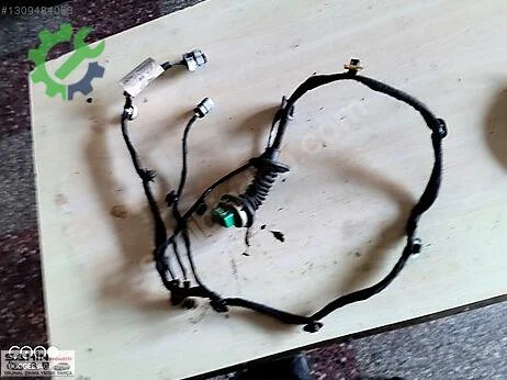 Peugeot 301 Sağ Ön Kapı çıkma parça