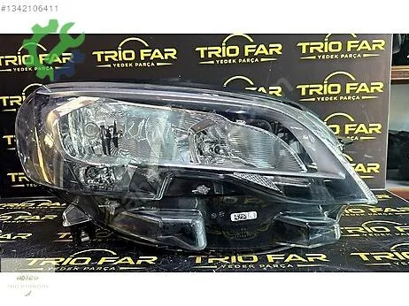 Peugeot Expert Sağ Ön Far 9808572580 çıkma parça