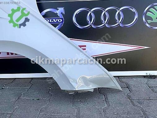 Volkswagen Polo Sağ Ön Çamurluk çıkma parça