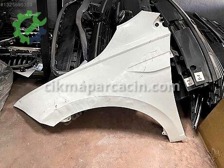 Volkswagen Polo Çamurluk çıkma parça