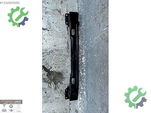 Land Rover Range Rover Arka Tampon Demiri K8D2-17906-AB çıkma parça