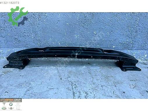 Land Rover Range Rover Arka Tampon Demiri çıkma parça