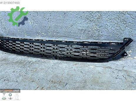 Land Rover Range Rover Ön Panjur N9X2-17F791-B çıkma parça