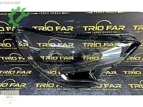 Renault Clio Sağ Ön Far çıkma parça
