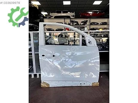 Renault Express Sağ Ön Kapı çıkma parça