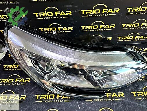 Renault Megane Sağ Ön Far çıkma parça