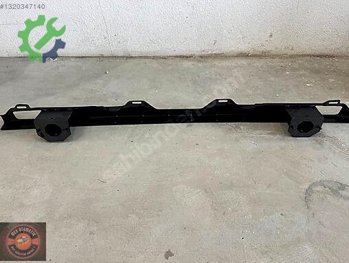 Renault Trafic Arka Tampon Demiri 93161456 çıkma parça