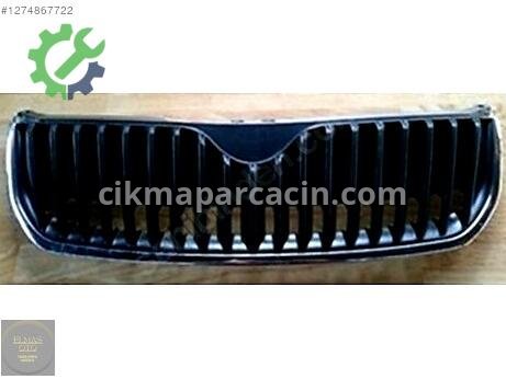 Skoda Superb Ön Panjur çıkma parça
