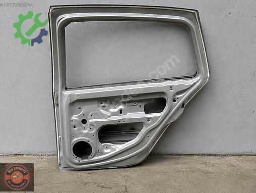 Renault Symbol Sağ Arka Kapı 821004545R çıkma parça