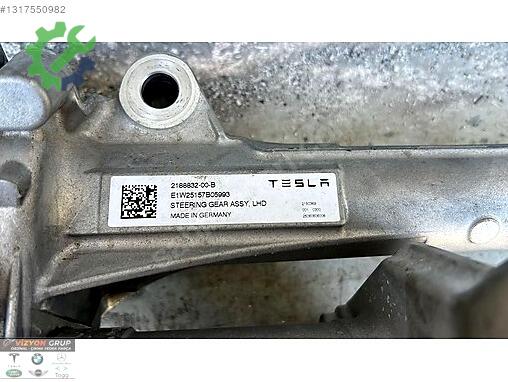 Tesla Model Y Direksiyon Kutusu 2188832-00-B çıkma parça