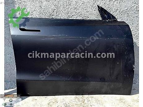 Tesla Model Y Sağ Ön Kapı çıkma parça