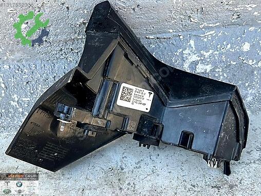 Tesla Model Y Sağ Arka Stop 2074470-00-D çıkma parça